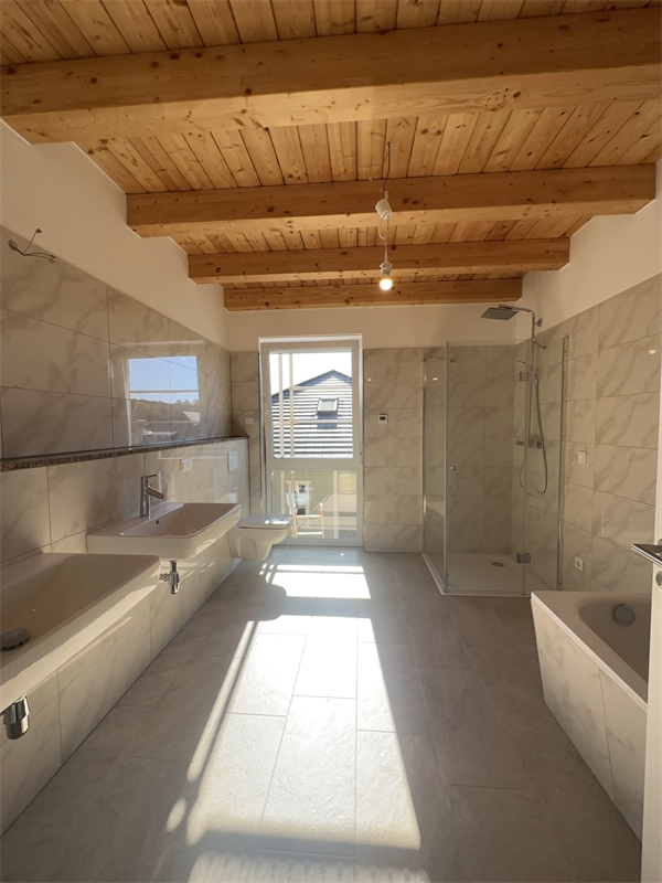Badezimmer OG